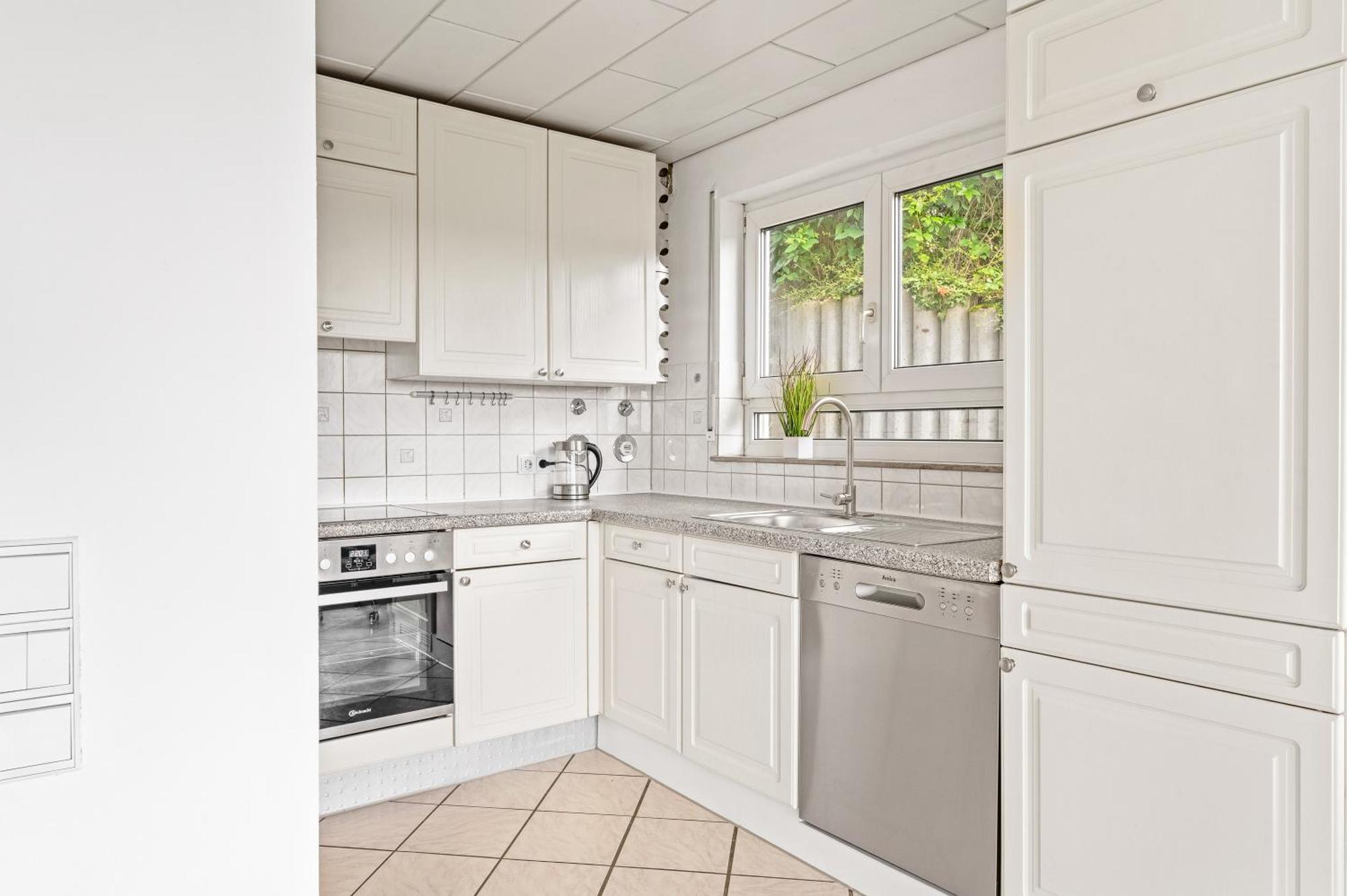 Sunshine - 4 Personen Airport Messe Mit Tg-Garage Apartment Ostfildern Bagian luar foto