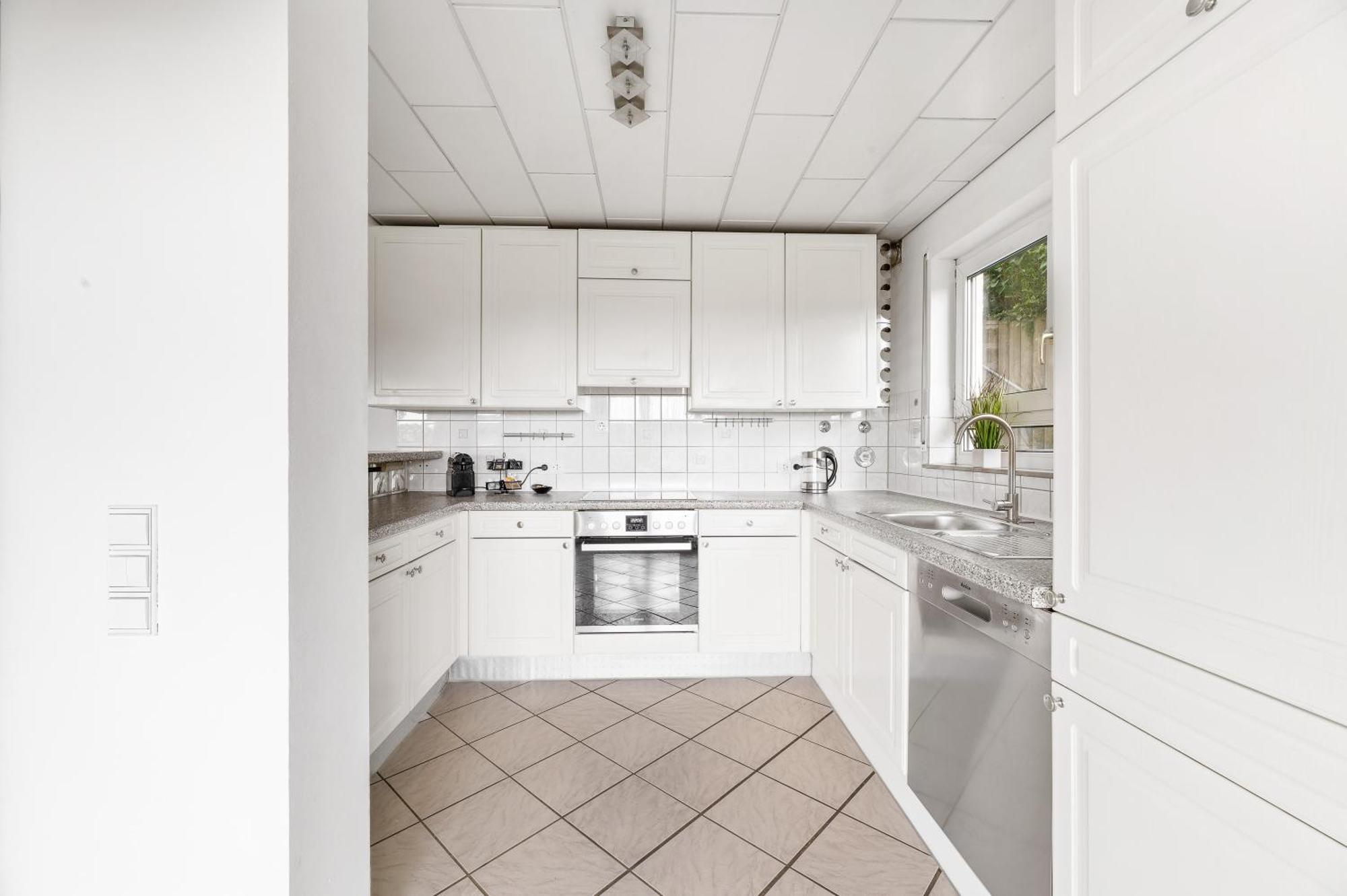 Sunshine - 4 Personen Airport Messe Mit Tg-Garage Apartment Ostfildern Bagian luar foto